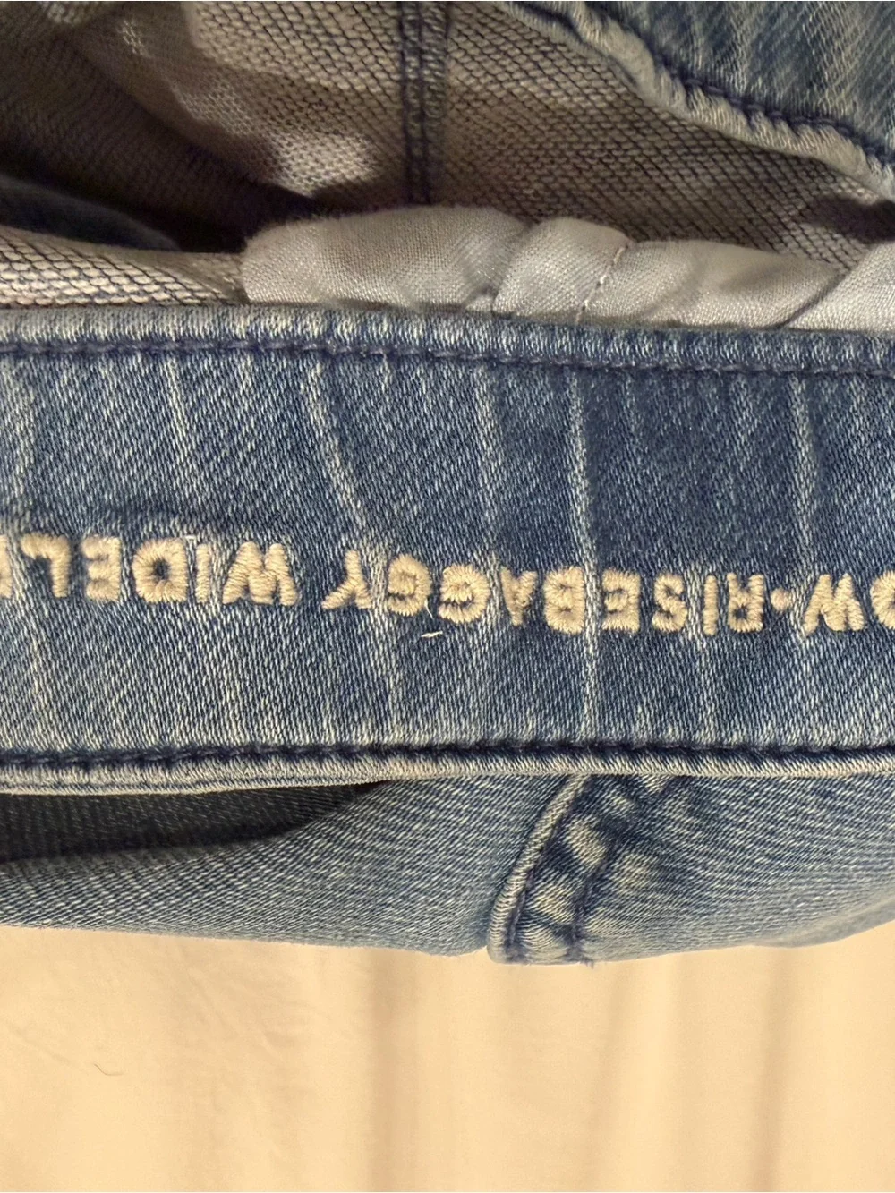 American Eagle Wide Leg Jeans - Picture 5 of 6
